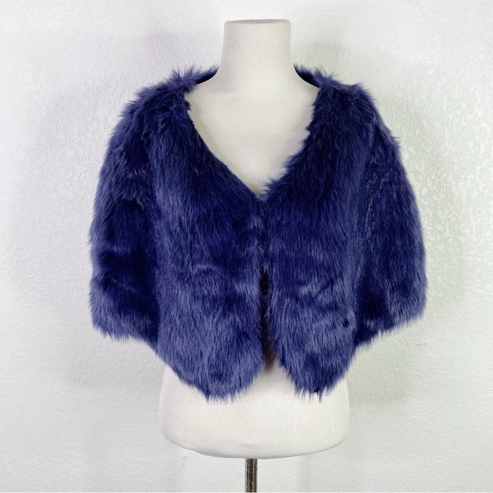 Vintage Cache Blue Faux Fur Shrug Poncho Cape
